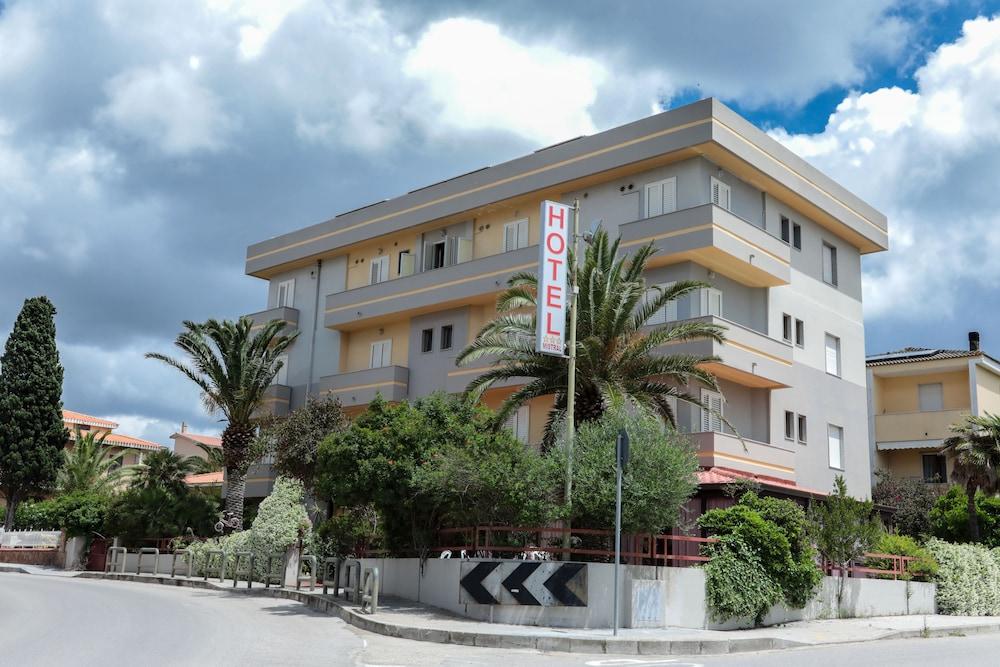 Hotel Mistral Alghero Exterior photo