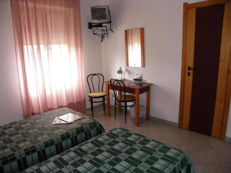 Hotel Mistral Alghero Exterior photo